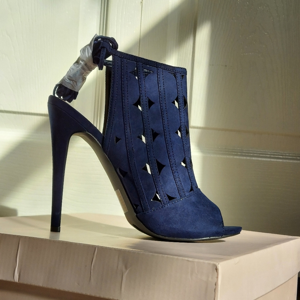 Blue Velvet Heels